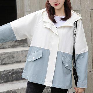 Two-tone Hooded Zip-up Cargo Jacket