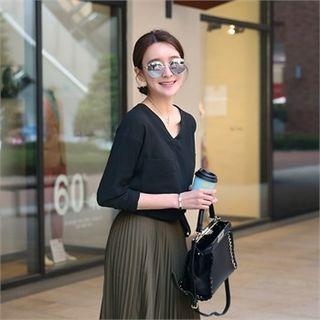 V-neck Half-placket Blouse
