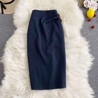 Button-detail Slit Pencil Skirt