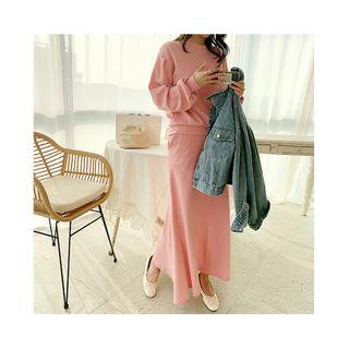 Sweatshirt & Maxi Swing Skirt Set