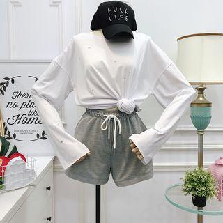 Set: Loose-fit Distressed T-shirt + Shorts