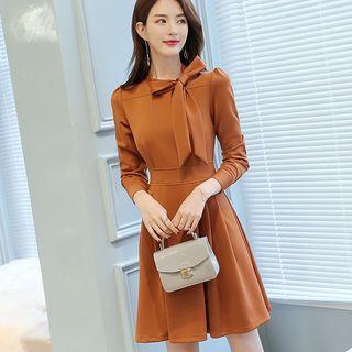 Tie-neckline A-line Dress