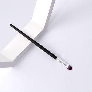 Concealer Makeup Brush 2-t-01-495 - 1 Pc - Black & Silver - One Size