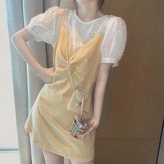 Set: Puff-sleeve Floral Blouse + Sleeveless A-line Dress