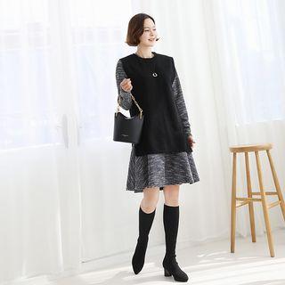 Set: Slit-side Long Knit Vest + Ruffle-hem Tweed Dress