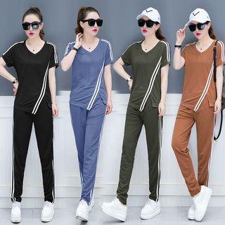 Set: Contrast Trim Short-sleeve V-neck T-shirt + Sweatpants