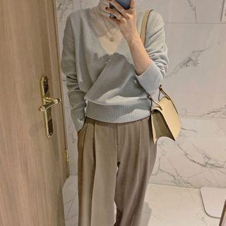Long-sleeve T-shirt / V-neck Sweater / Wide-leg Pants