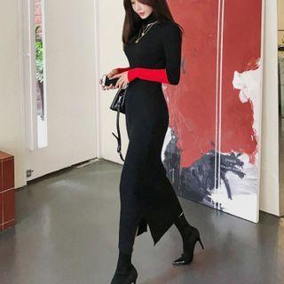 Long-sleeve Two-tone Knit Midi Sheath Dress