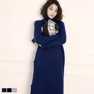 Turtle-neck Slit-side Knit Dress