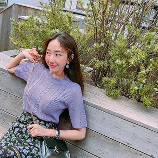 Crewneck Short-sleeve Cable-knit Top