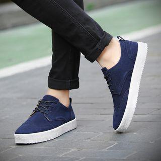 Wing-tip Lace-up Sneakers