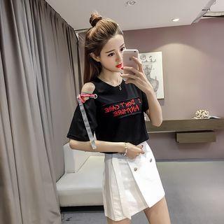 Elbow-sleeve Cutout Shoulder Lettering Top