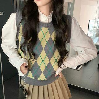 Puff-sleeve Blouse / Argyle Sweater Vest