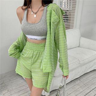 Long-sleeve Houndstooth Shirt / High-waist Wide-leg Shorts