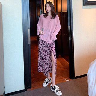 Long-sleeve Plain T-shirt / High-waist Animal Printed Split Skirt
