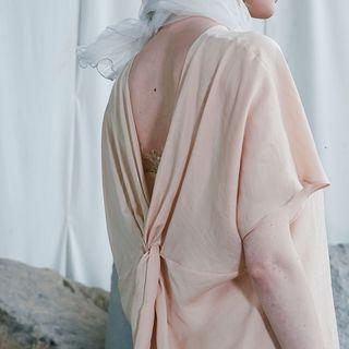 Plunge Back Short Sleeve T-shirt