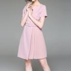 Plain Short Sleeve Pleated Trim Dress