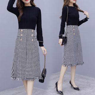 Set: Contrast Trim Sweater + Fringed Hem Houndstooth Midi A-line Skirt