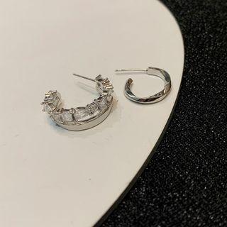 Asymmetrical Half-hoop Earring 1 Pair - Asymmetric - Silver - One Size