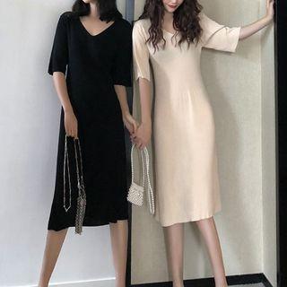V-neck Knit Midi A-line Dress