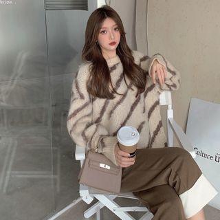 Zebra Print Sweater / Wide-leg Pants