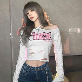 Asymmetrical Lettering Distressed T-shirt