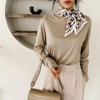 Drop-shoulder Sleek T-shirt