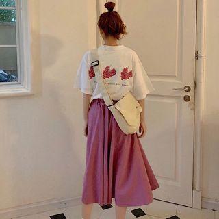 Elbow-sleeve Printed T-shirt / Midi Pleated Skirt