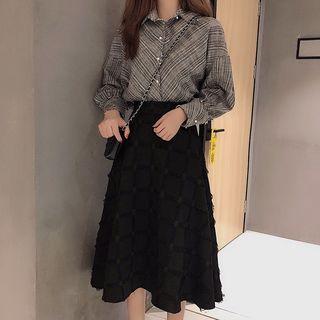 Lantern-sleeve Blouse / Midi A-line Skirt