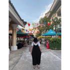 Set: Round-neck T-shirt + Spaghetti-strap Wide-leg Jumpsuit