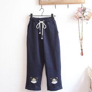 Cat Embroidered Capri Pants
