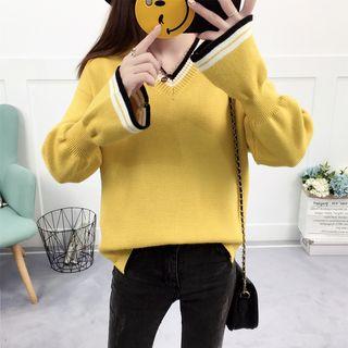 Contrast Trim V-neck Bell-sleeve Sweater