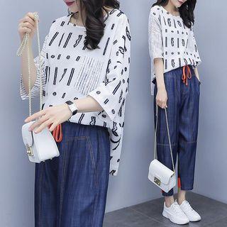 Set: 3/4-sleeve Printed Top + Elastic Waist Cropped Jeans