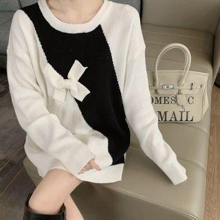 Two-tone Bow Sweater White - One Size