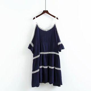 Contrast Trim Cut-out Shoulder Short-sleeve Dress