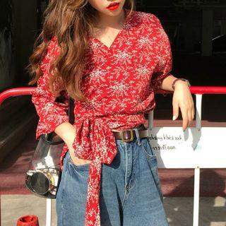 V-neck Printed 3/4-sleeve Blouse