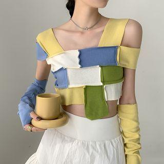 Set: Short-sleeve Paneled Knit Top + Arm Sleeves