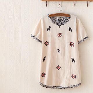 Embroidered V-neck Top