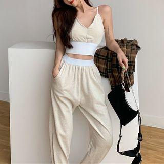 Set: Two-tone Cropped Camisole Top + Sweatpants