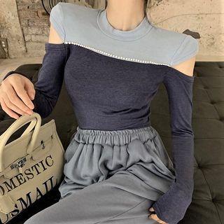Cold-shoulder Studded T-shirt Blue - One Size