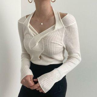 Long-sleeve Cutout Twist Knit Top