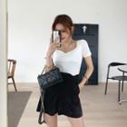 Sweetheart-neck Slim-fit T-shirt