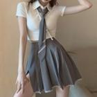 Set: Short-sleeve Collar Cropped T-shirt + Contrast Trim Mini Pleated Skirt