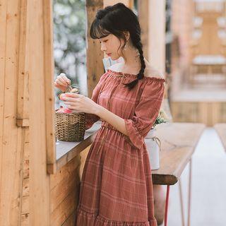 Plaid Ruffled Off-shoulder Short Sleeve Dress