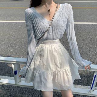 Ribbed Cardigan / A-line Skirt