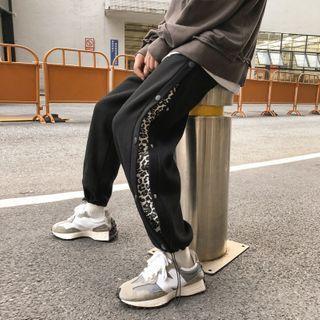 Button-side Leopard Print Panel Sweatpants