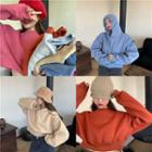 Plain Loose-fit Sweatshirt / Hoodie