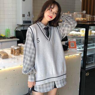 Plain / Plaid Puff-sleeve Shirt With Necktie / Lettering Knit Vest
