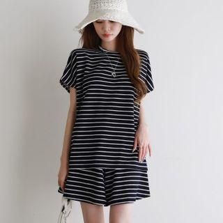 Set: Stripe Drop-shoulder T-shirt + Shorts