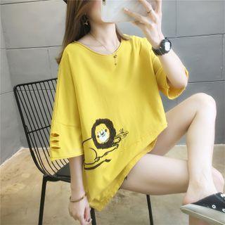 Lion Embroidered Elbow-sleeve T-shirt